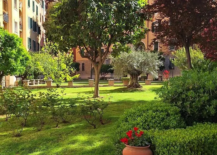 Apartment Wonderful Garden At Colosseo Rome